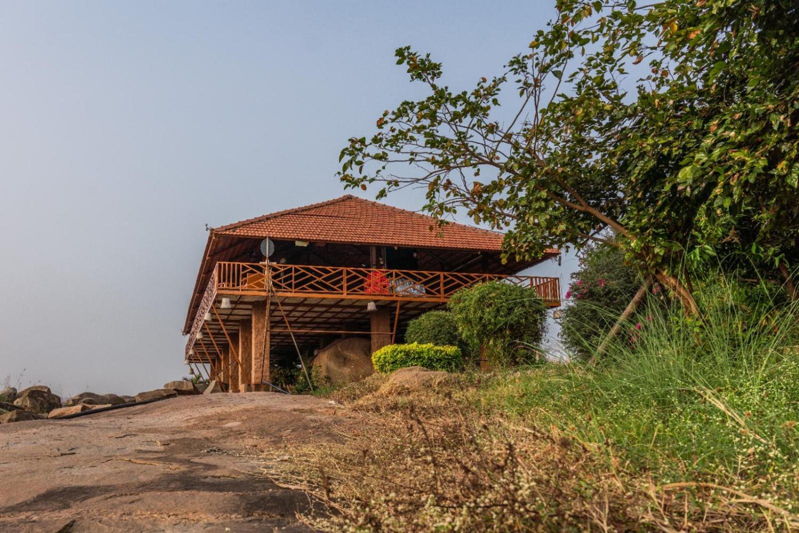 Hotel Leo Woods Hampi River View Extérieur photo