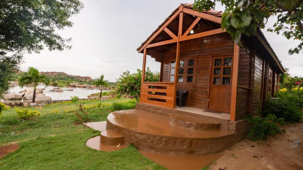 Hotel Leo Woods Hampi River View Extérieur photo